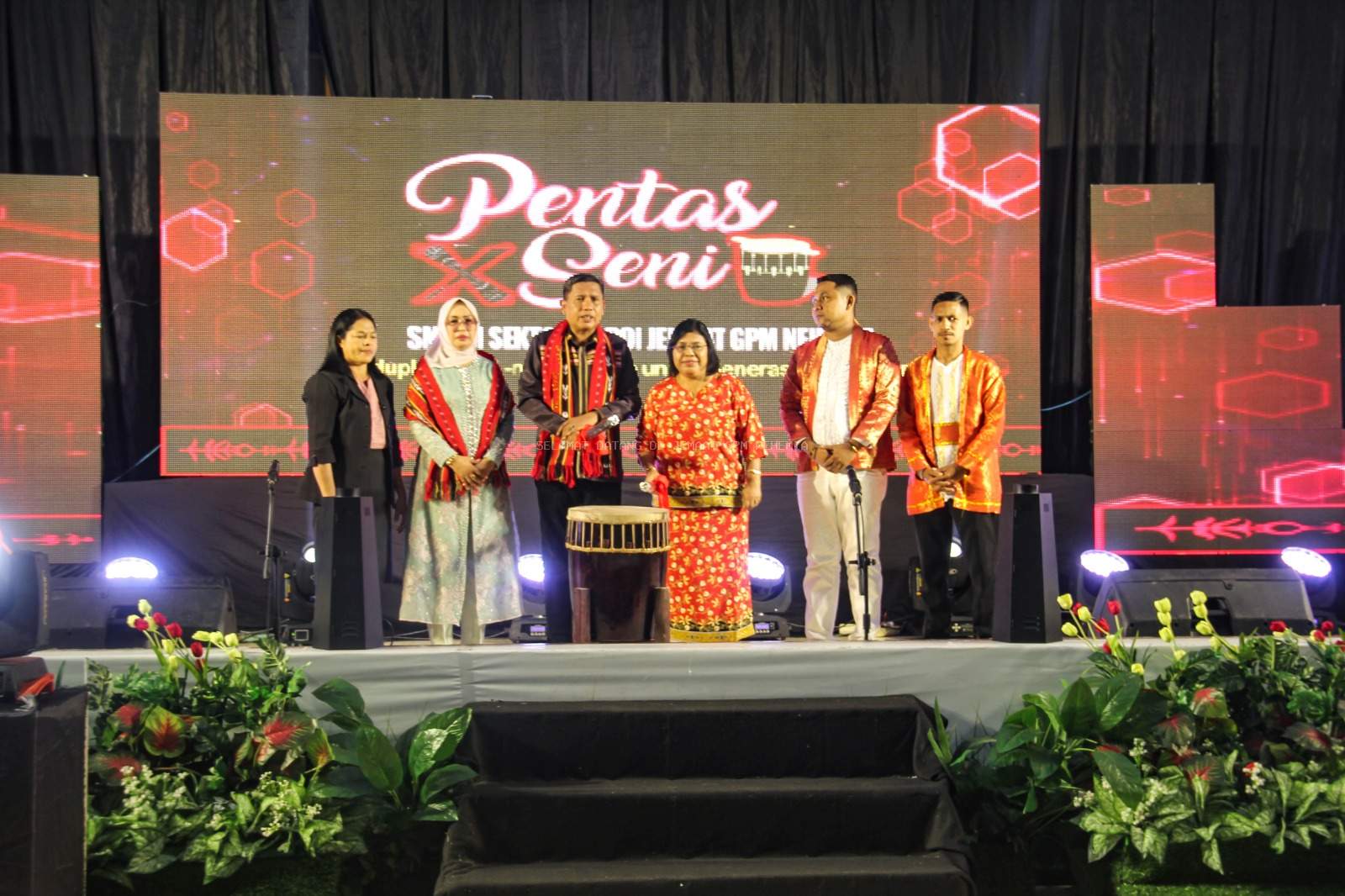 Pj. Walikota Ambon Buka Pagelaran Seni SM-TPI Sektor El-roi Jemaat Nehemia 