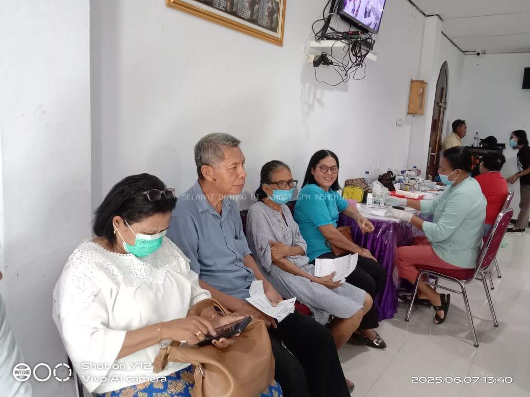 Gereja Nehemia Berbagi Kasih, 66 Lansia Terima Pengobatan Gratis